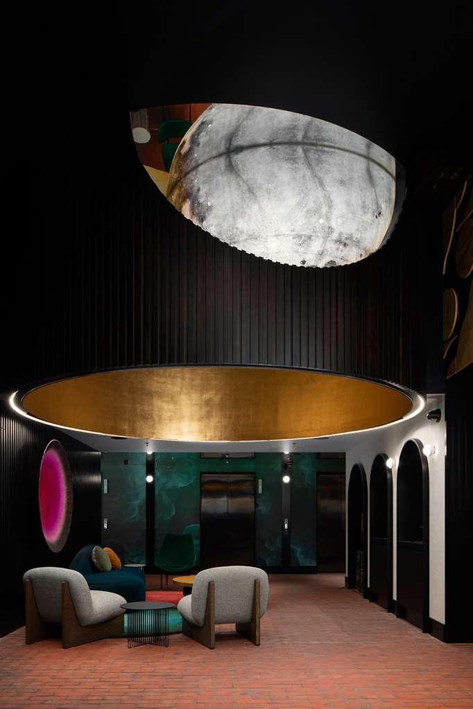 Hotel Qt Newcastle Interior foto The interior of the observatory
